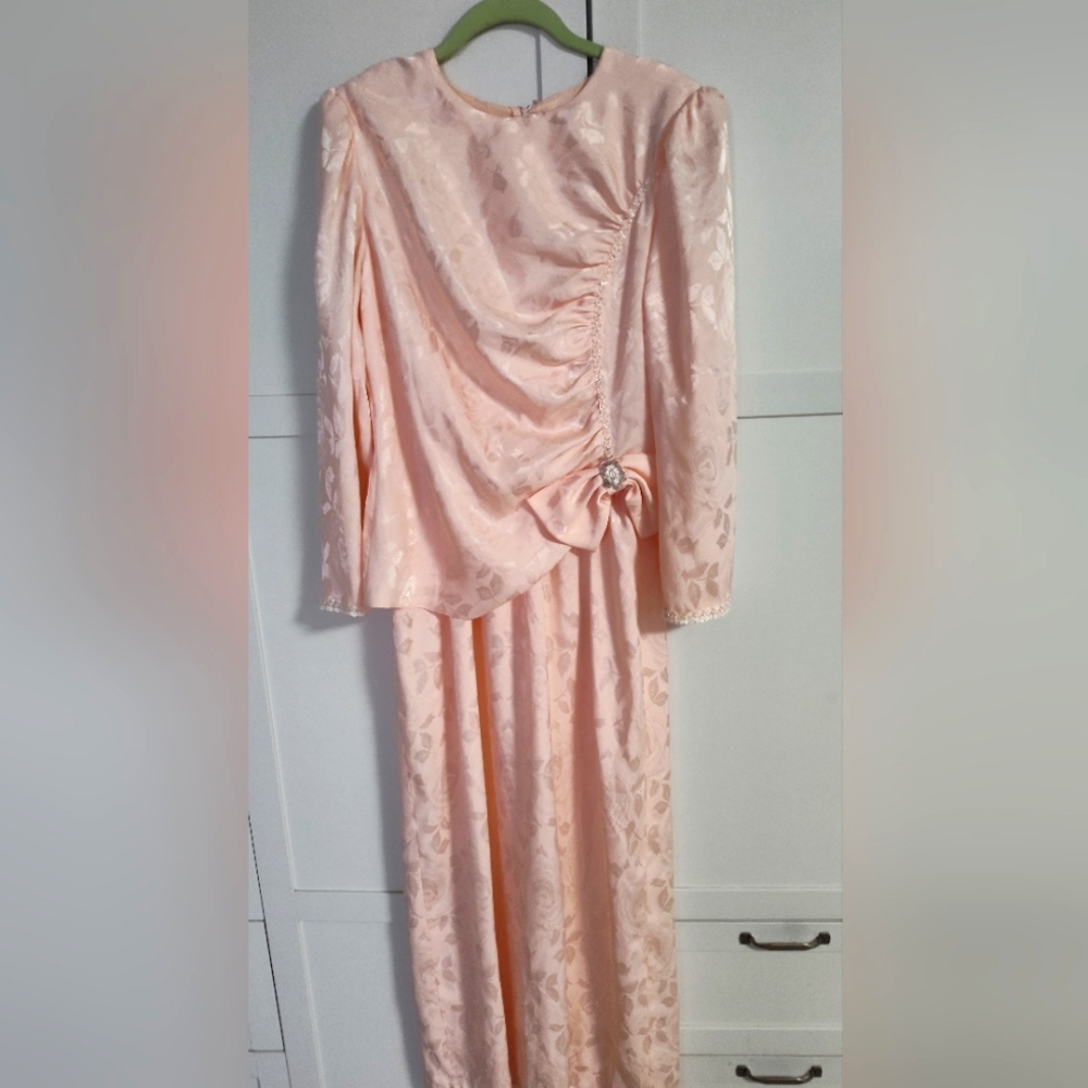 Gorgeous Vintage Soft Pink Maxi Dress Sz Vtg 16 (size 10-12) By Miss Elliett